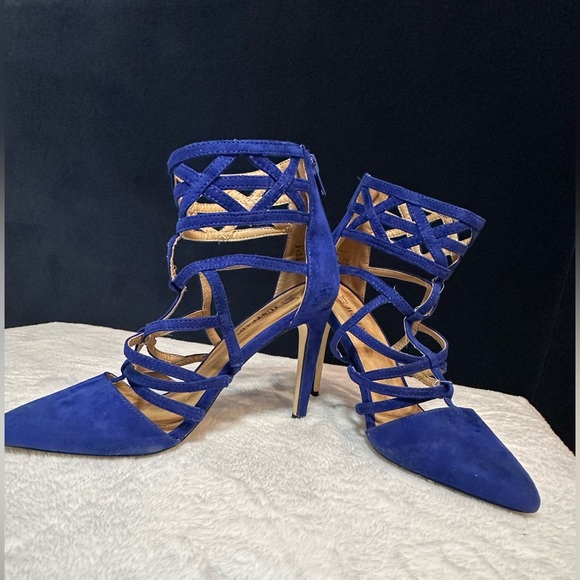 JustFab - Navy Blue Geometric High Heels US 7 - Picture 2 of 2